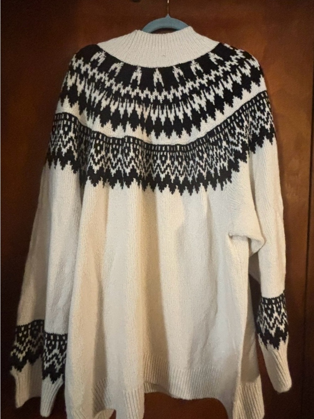 Cream and Black Old Navy Nordic Yoke Women’s Sweater Size 4X
